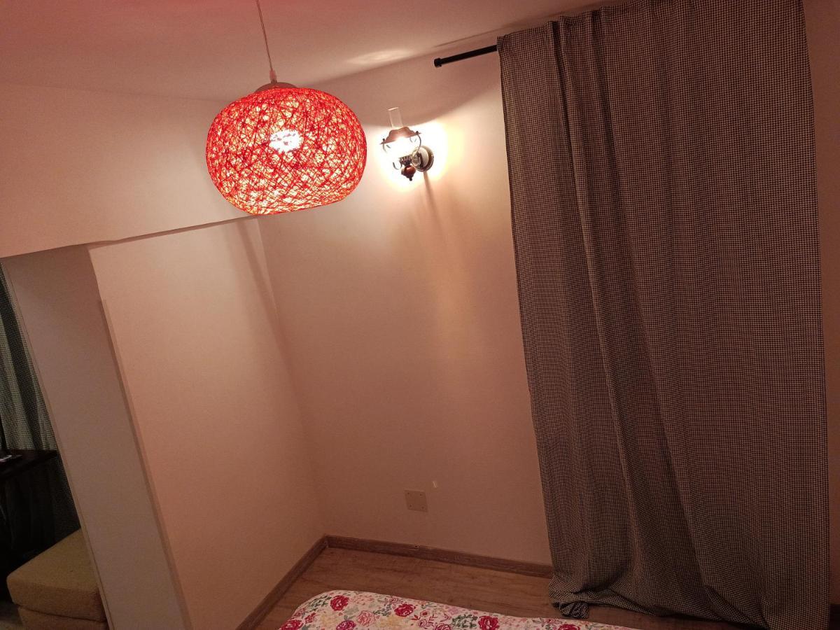 Lux Apartament In The Bubble Of Piata Romana Bucharest Exterior photo